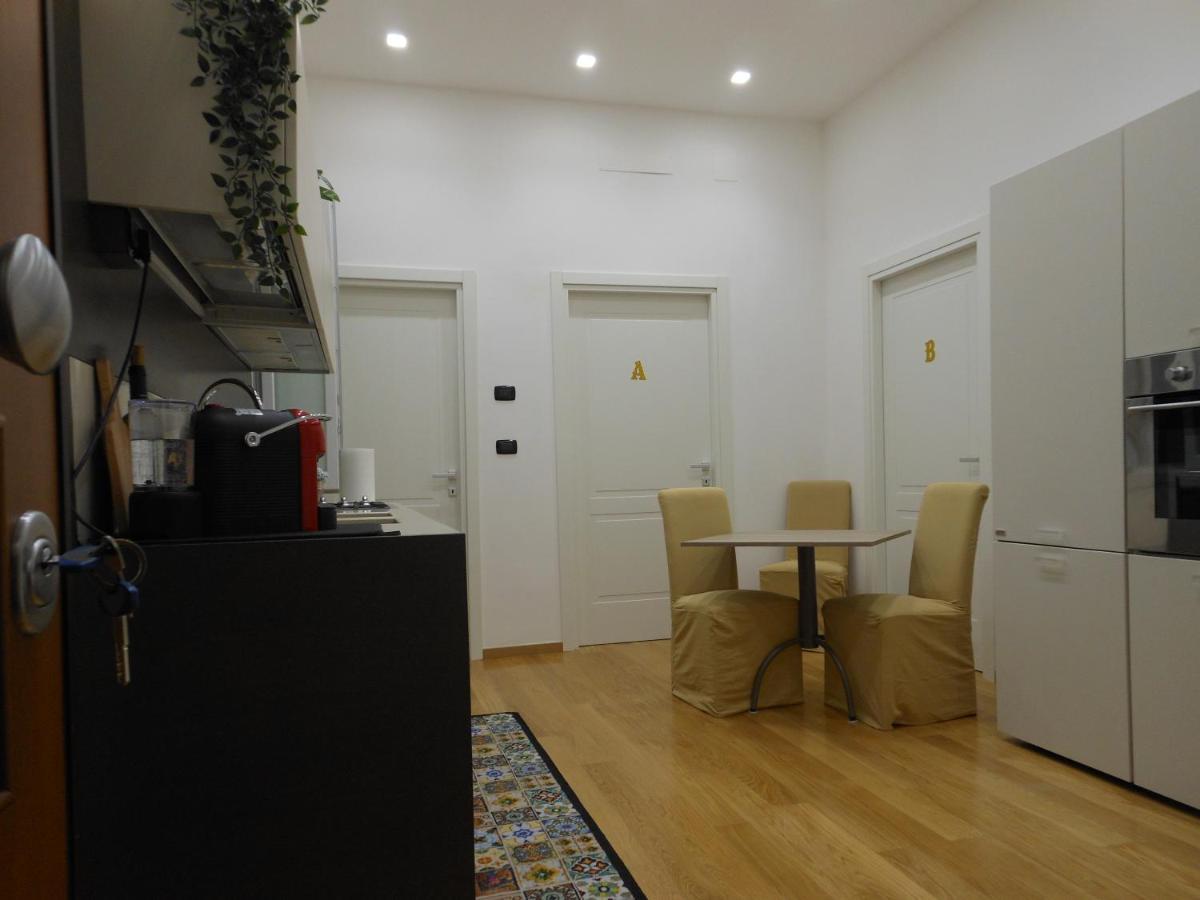 New Rooms Center Bari Bagian luar foto