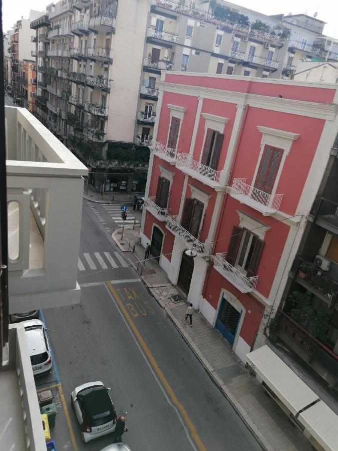 New Rooms Center Bari Bagian luar foto