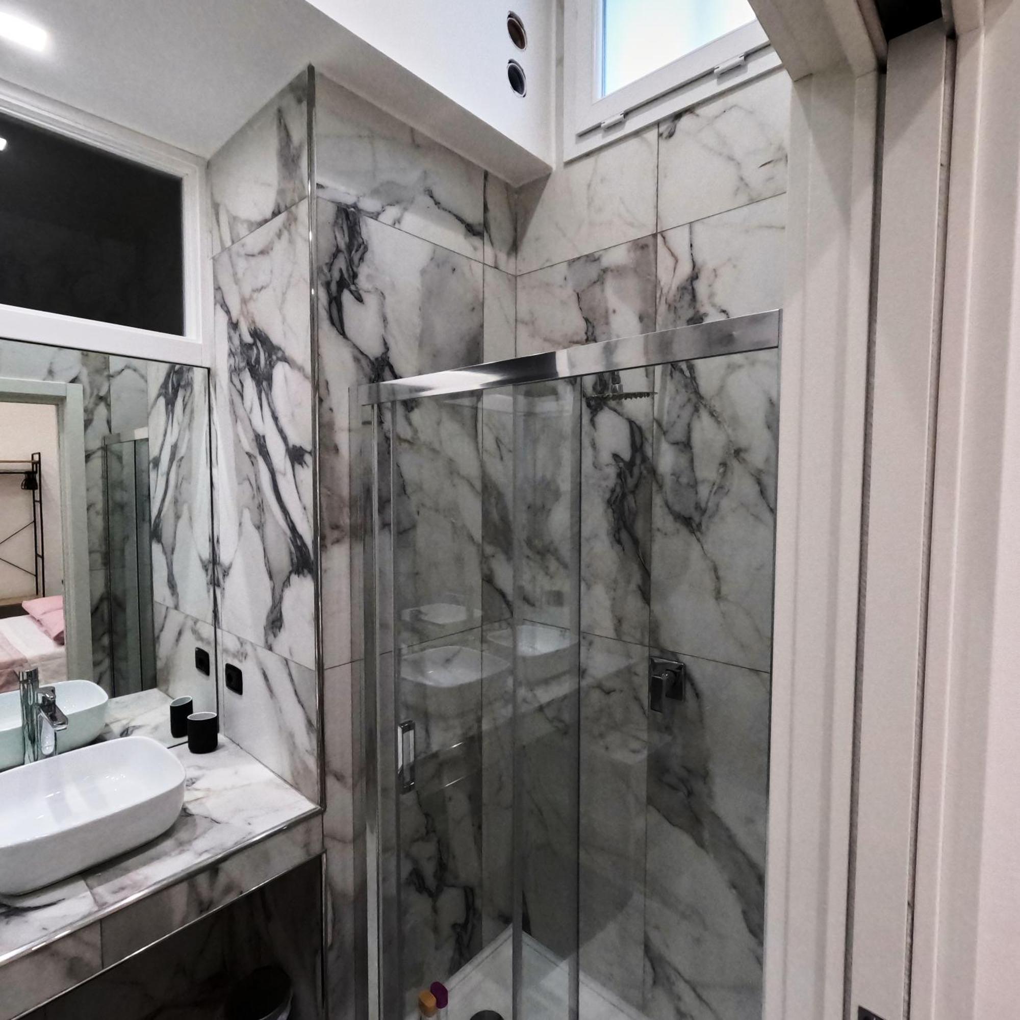 New Rooms Center Bari Bagian luar foto