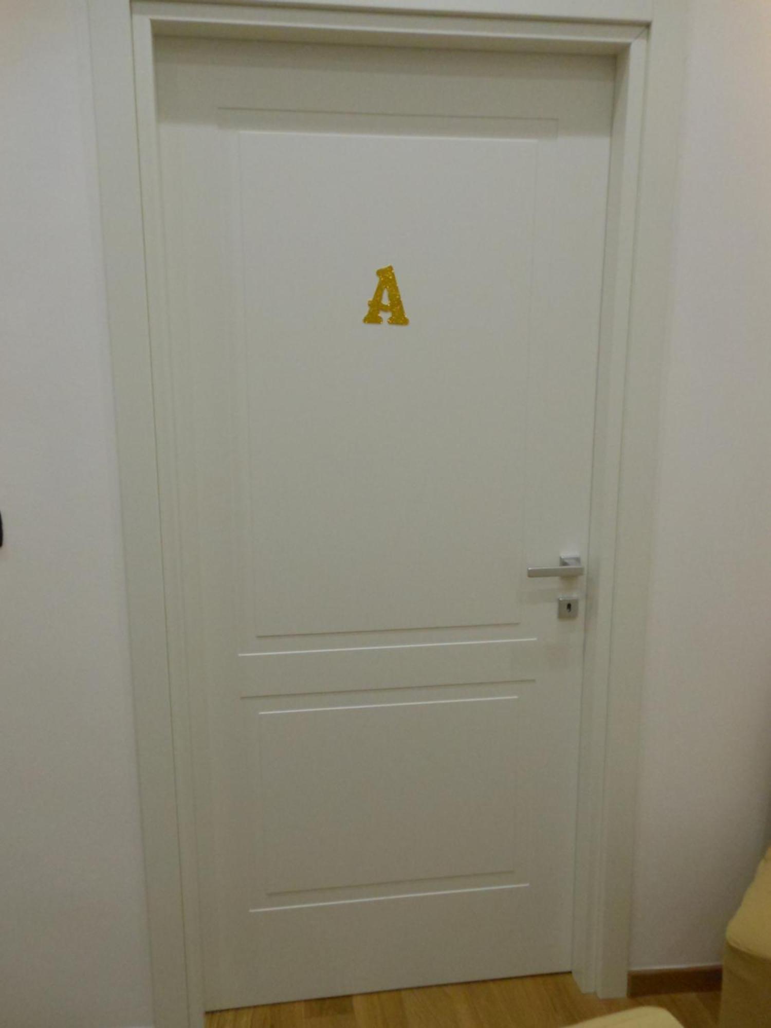 New Rooms Center Bari Bagian luar foto
